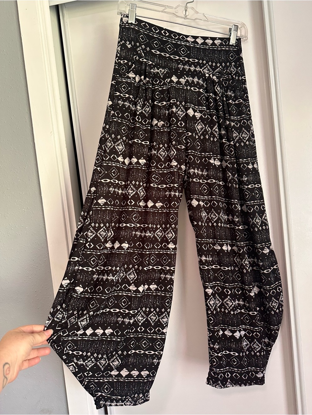 Black & White Geometric Wide Leg Pants